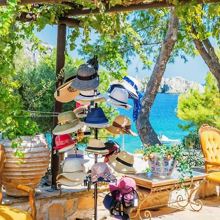 The Yiameli Collection - Meli